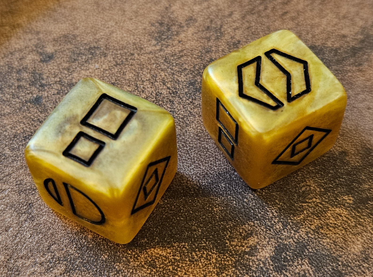 Spike Dice showing 2 and 5